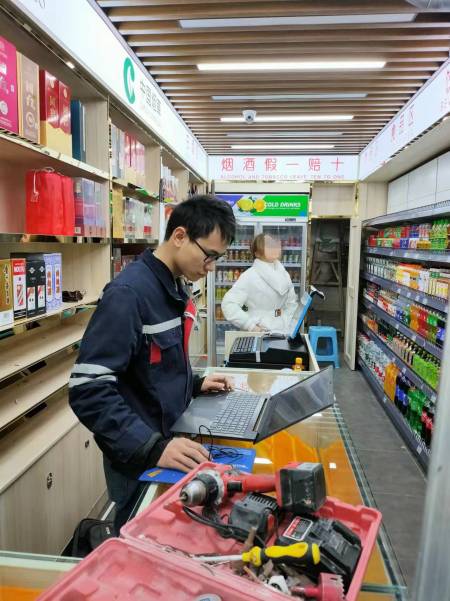 連鎖商超或煙酒超市，在選擇AI視頻聯(lián)網(wǎng)報(bào)警系統(tǒng)時(shí)一定要注意以下四點(diǎn)